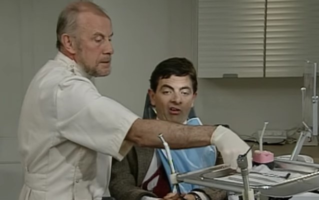 Funny , Gag in At the Dentist con Mr. Bean